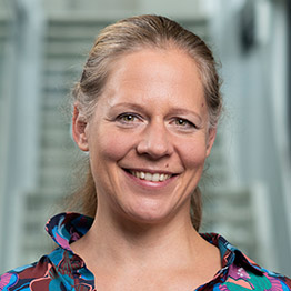 Prof. Mag. Dr. Eva Krczal